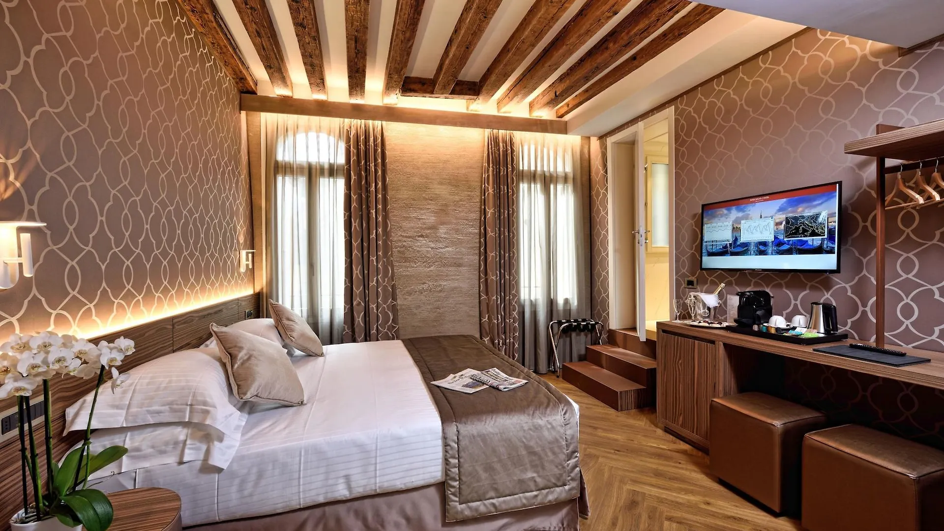 Rosa Salva Hotel Venice 3*,